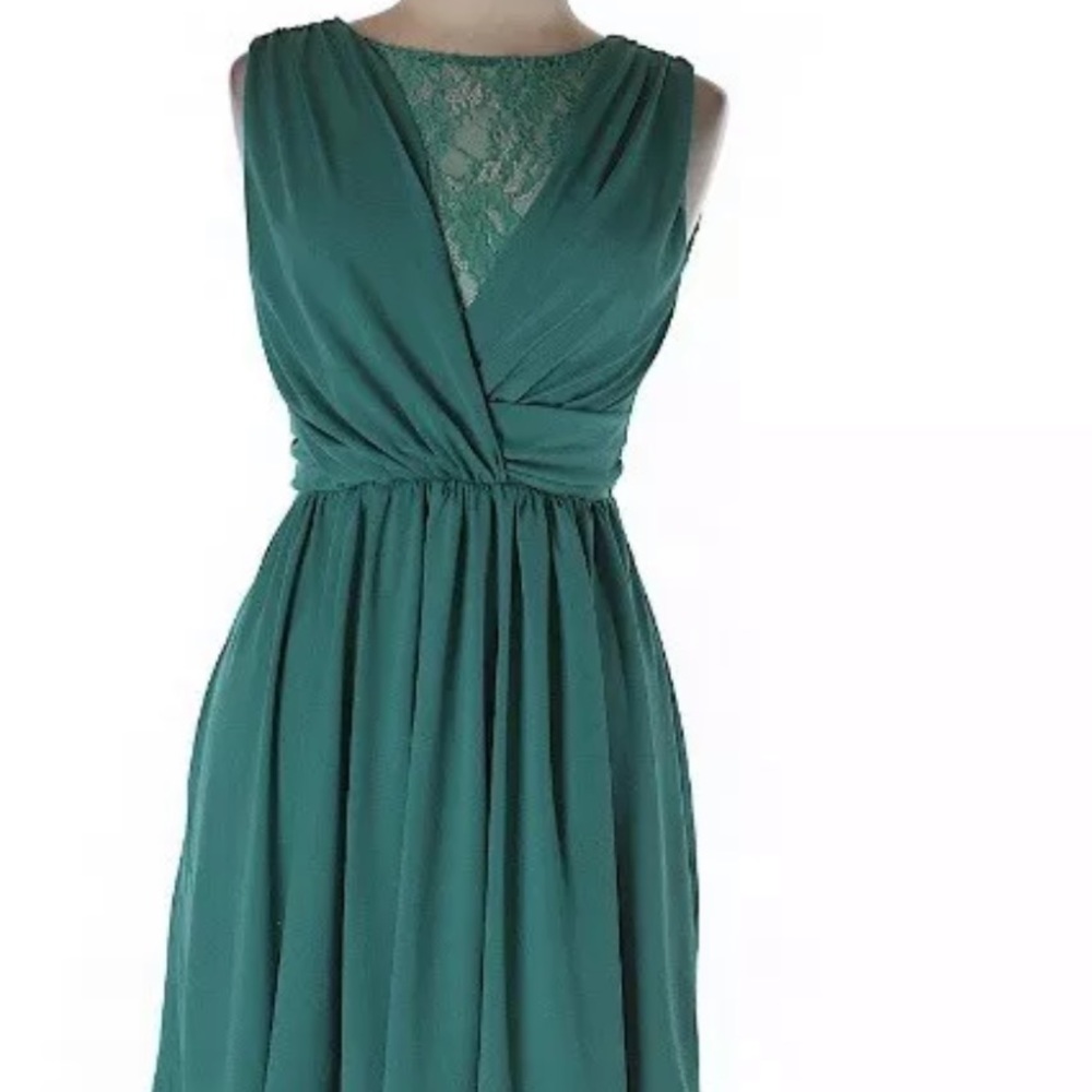 LovPosh Green mini dress. Size M. Comfortable!